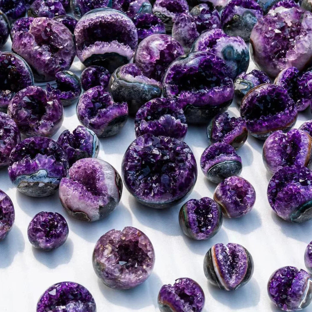 Natural Amethyst Crystal Clusters Druzy Geode